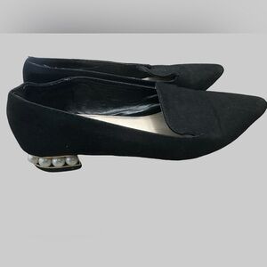 Michelle Pearl Embellished Black Flats with Pearl Accent By Shoe Dazzle